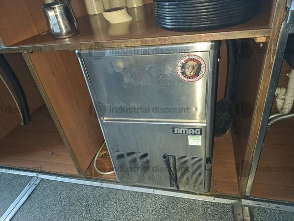 2#9755 Attrezzature e arredi per locale in vendita - foto 19