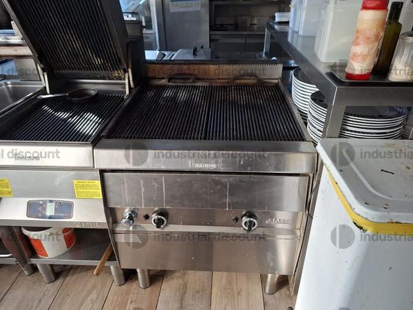 2#9755 Attrezzature e arredi per locale in vendita - foto 48