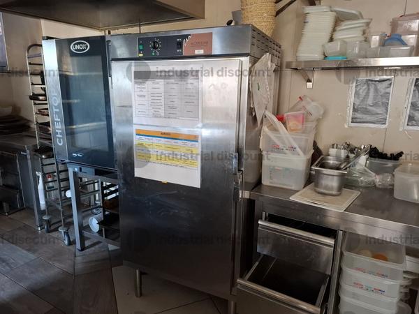 2#9755 Attrezzature e arredi per locale in vendita - foto 54