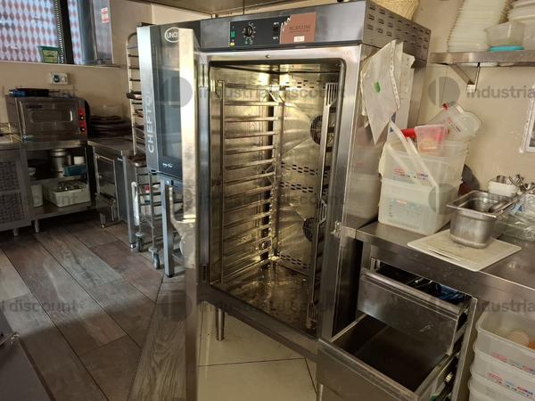 2#9755 Attrezzature e arredi per locale in vendita - foto 56