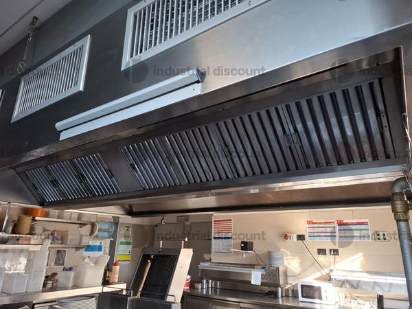 2#9755 Attrezzature e arredi per locale in vendita - foto 61