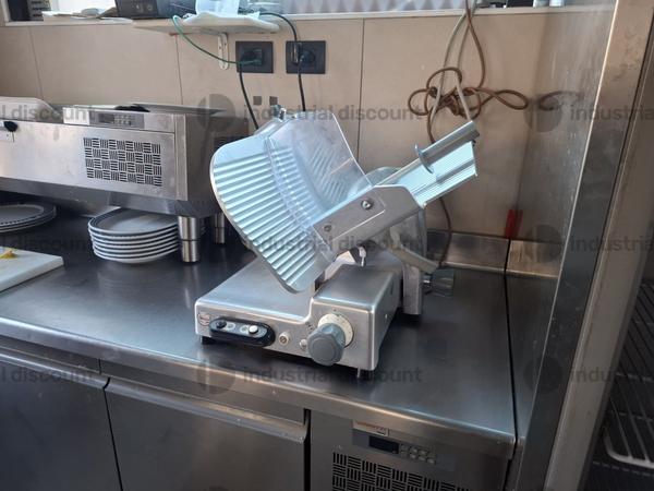 2#9755 Attrezzature e arredi per locale in vendita - foto 68