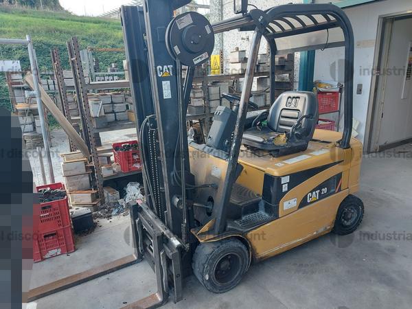 20#9756 Carrello elevatore Caterpillar in vendita - foto 2