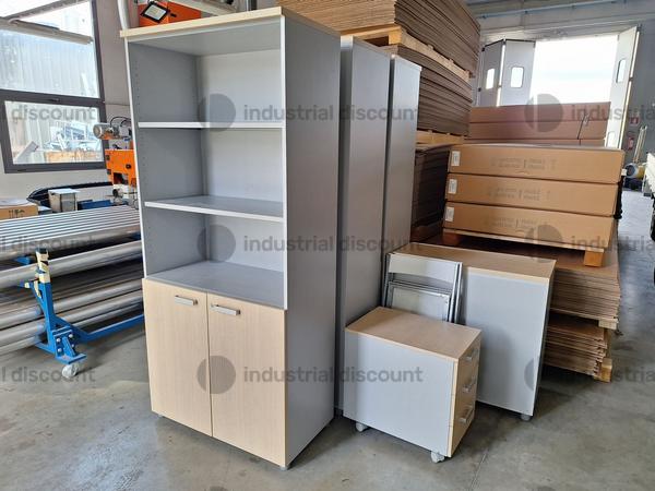 31#9763 Arredi ed attrezzature per ufficio in vendita - foto 1
