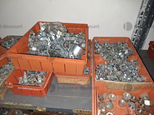 1#9764 Attrezzature, materiale di consumo e minuteria da elettricista, arredi da ufficio e scaffalature in vendita - foto 20