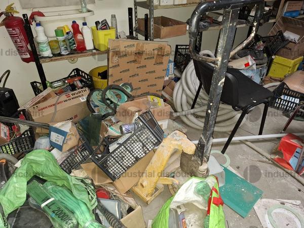 1#9764 Attrezzature, materiale di consumo e minuteria da elettricista, arredi da ufficio e scaffalature in vendita - foto 26