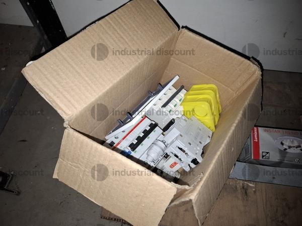 1#9764 Attrezzature, materiale di consumo e minuteria da elettricista, arredi da ufficio e scaffalature in vendita - foto 56