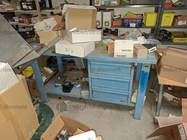 1#9764 Attrezzature, materiale di consumo e minuteria da elettricista, arredi da ufficio e scaffalature in vendita - foto 70