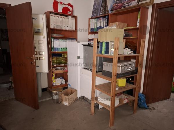 1#9764 Attrezzature, materiale di consumo e minuteria da elettricista, arredi da ufficio e scaffalature in vendita - foto 82