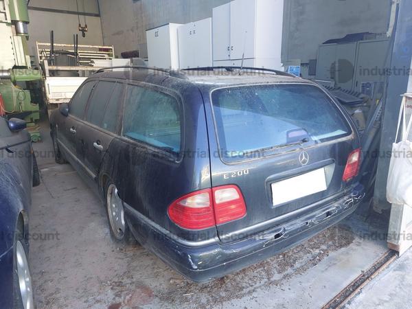1#9766 Autovettura Mercedes E200 in vendita - foto 4
