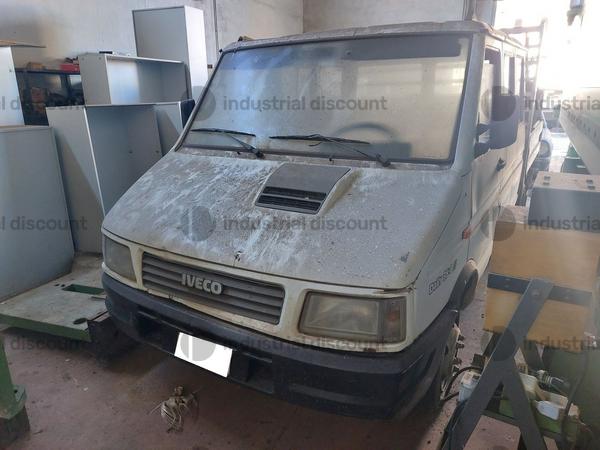 3#9766 Autocarro Iveco Daily in vendita - foto 1