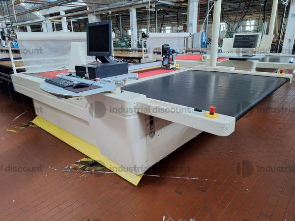 Varie rifinitura tessuti in vendita