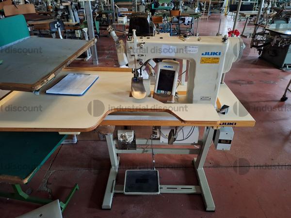 Macchine per cucire in vendita