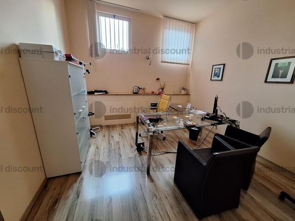2#9770 Arredi ed attrezzature per ufficio in vendita - foto 5
