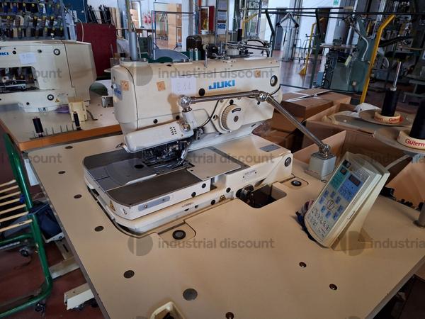 Varie rifinitura tessuti in vendita