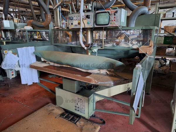 Varie rifinitura tessuti in vendita