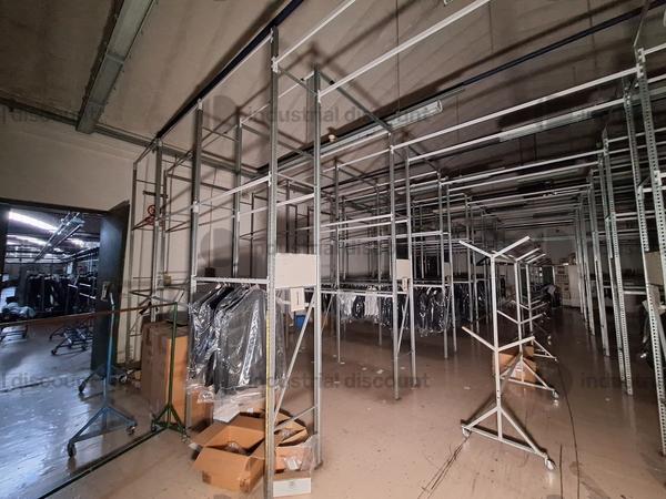 40#9770 Scaffalature, tavoli, carrelli in vendita - foto 31