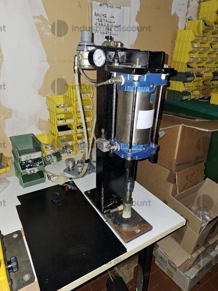 401#9770 Macchine da cucire e sega a nastro in vendita - foto 17
