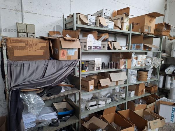 56#9770 Filati, bottoni, nastri in vendita - foto 7