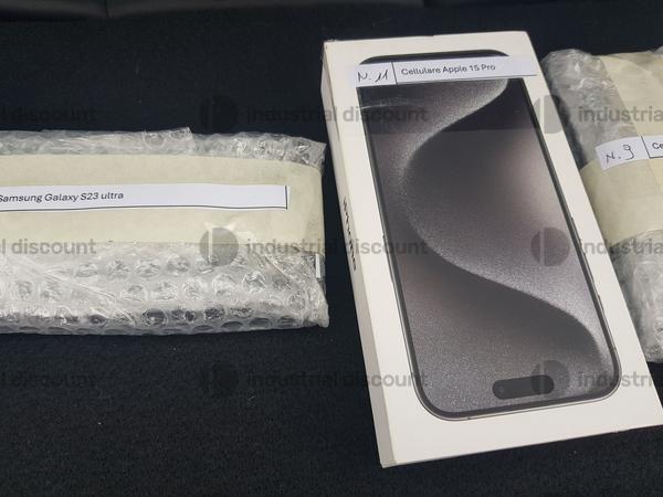 1#9771 Computer e telefoni cellulari in vendita - foto 9