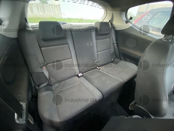 9#9773 Autovettura Peugeot in vendita - foto 3