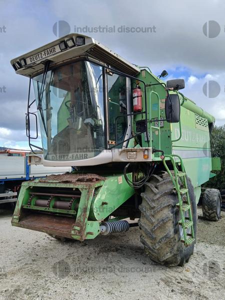 1#9776 Mietitrebbia Deutz Fahr 5530 H in vendita - foto 1