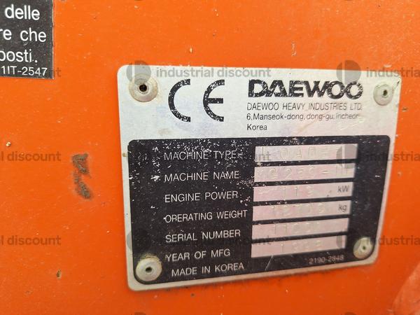 1#9780 Invito ad offrire pala gommata Daewoo e Komatsu in vendita - foto 8