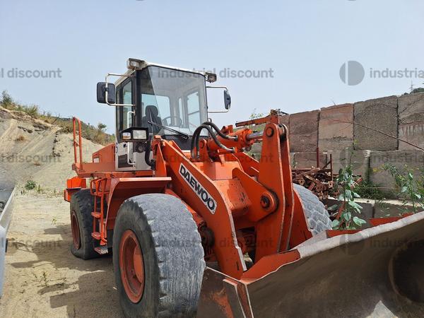 1#9780 Invito ad offrire pala gommata Daewoo e Komatsu in vendita - foto 9