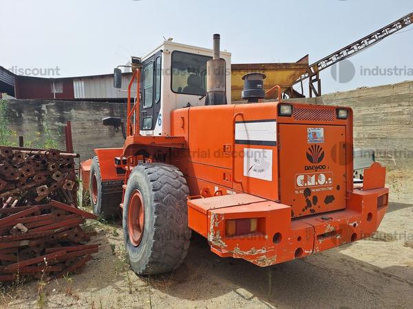 1#97800 Pala gommata Daewoo e Komatsu in vendita - foto 12