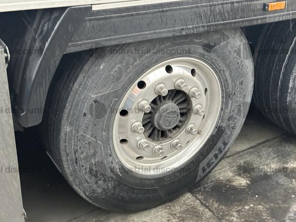 15#9792 Semirimorchio Lamberet in vendita - foto 12