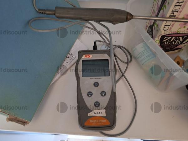 35#9795 Arredamento  ufficio e strumenti di laboratorio in vendita - foto 17