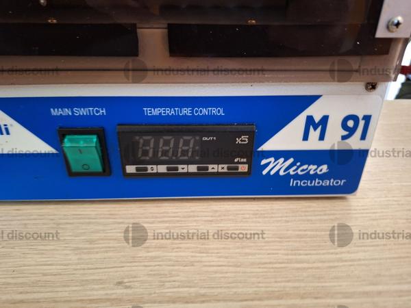 35#9795 Arredamento  ufficio e strumenti di laboratorio in vendita - foto 19