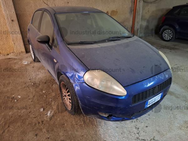 1#9796 Autovettura Fiat Punto in vendita - foto 2
