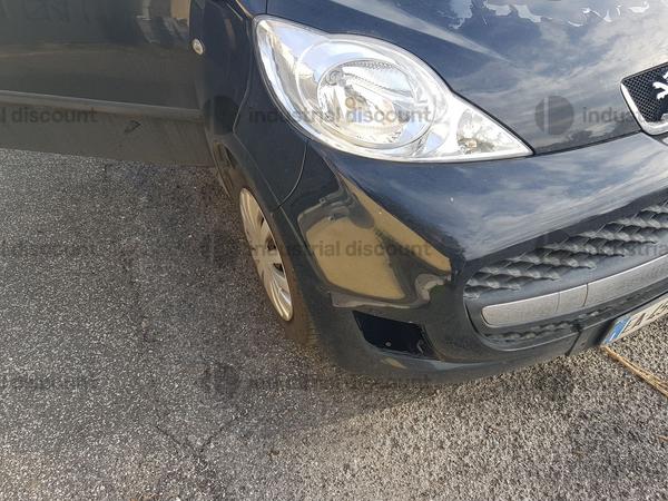 1#9799 Autovettura Peugeot 107 in vendita - foto 3