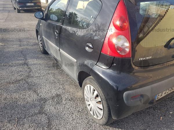 1#9799 Autovettura Peugeot 107 in vendita - foto 8