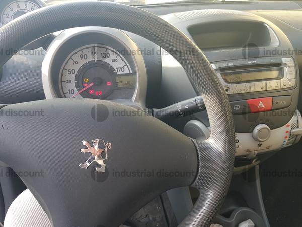 1#9799 Autovettura Peugeot 107 in vendita - foto 16