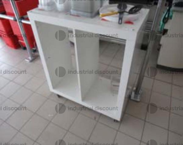 22#9809 Scaffalature, carrello e banco in acciaio in vendita - foto 1