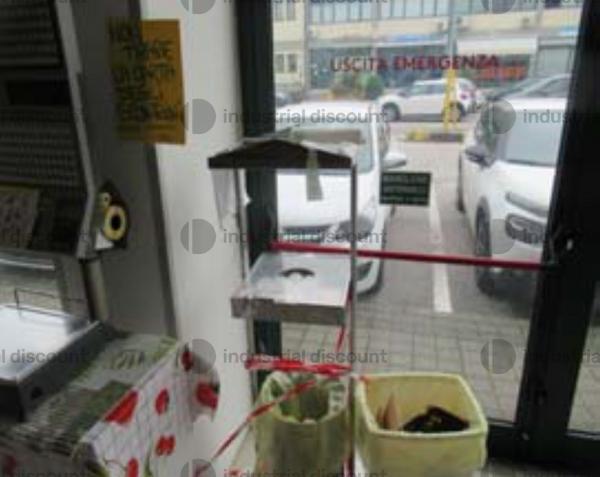 27#9809 Cestini della spesa espositore e barriera in acciaio in vendita - foto 1