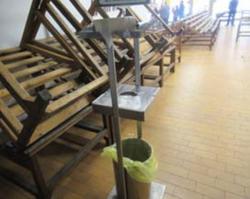 Espositore in acciaio inox porta guanti e sacchetti - Lotto 4 (Asta 9809)