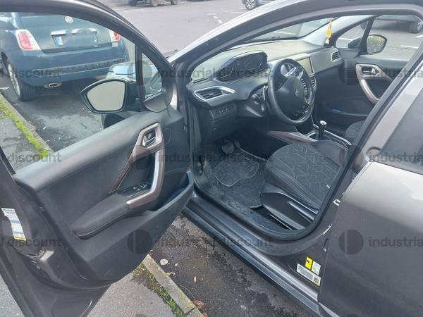 2#9812 Autovettura Peugeot in vendita - foto 5