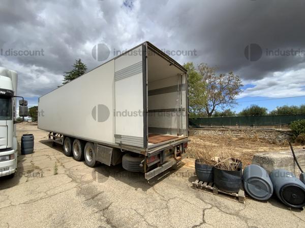 Rimorchi e semirimorchi in vendita
