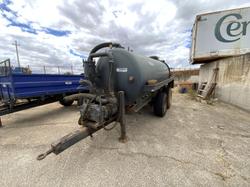Trailer with tanker - Lot 44 (Auction 9817)