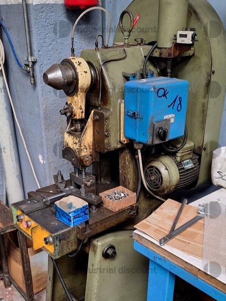 1#9818 Macchinari e attrezzature per lavorazioni metalliche e carrelli elevatori in vendita - foto 45