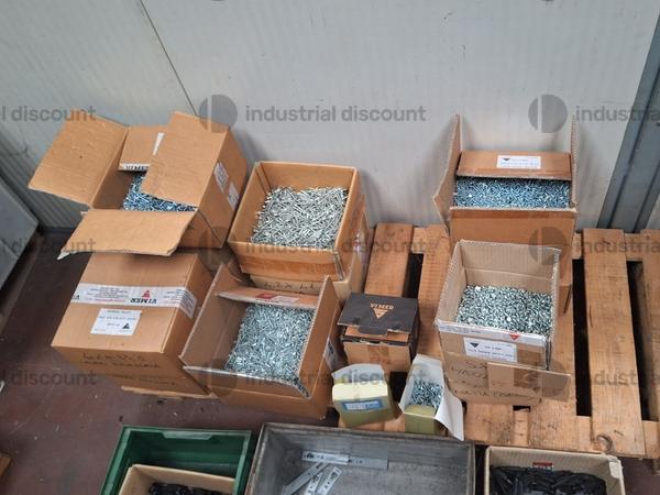 205#9818 Giacenze di magazzino e scaffalature in vendita - foto 28