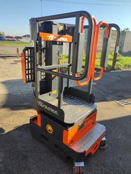 Piattaforma elevatore monoposto Faraone - Lotto 3 (Asta 9821)