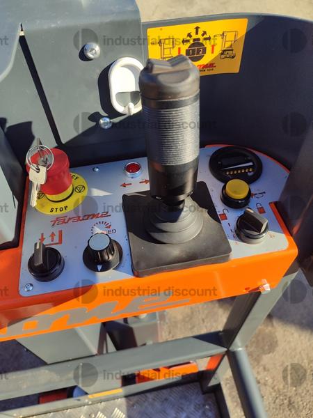 3#9821 Piattaforma elevatore monoposto Faraone in vendita - foto 14