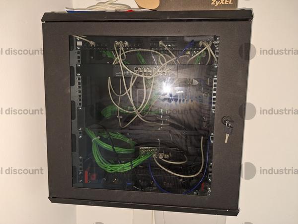 1#9823 Arredi e attrezzature elettroniche da ufficio e scaffalature in vendita - foto 7