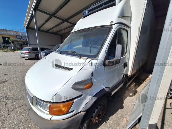 103#9825 Autocarro Iveco in vendita - foto 6