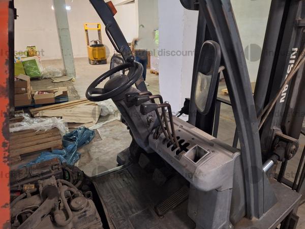12#9825 Carrello elevatore Nissan in vendita - foto 3