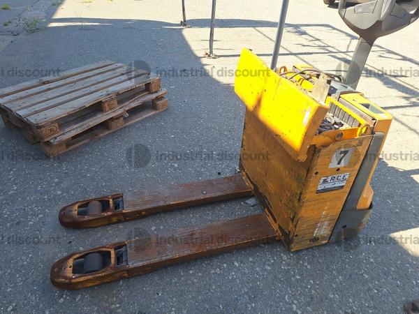 23#9825 Transpallet elettrico Jungherinrich in vendita - foto 2